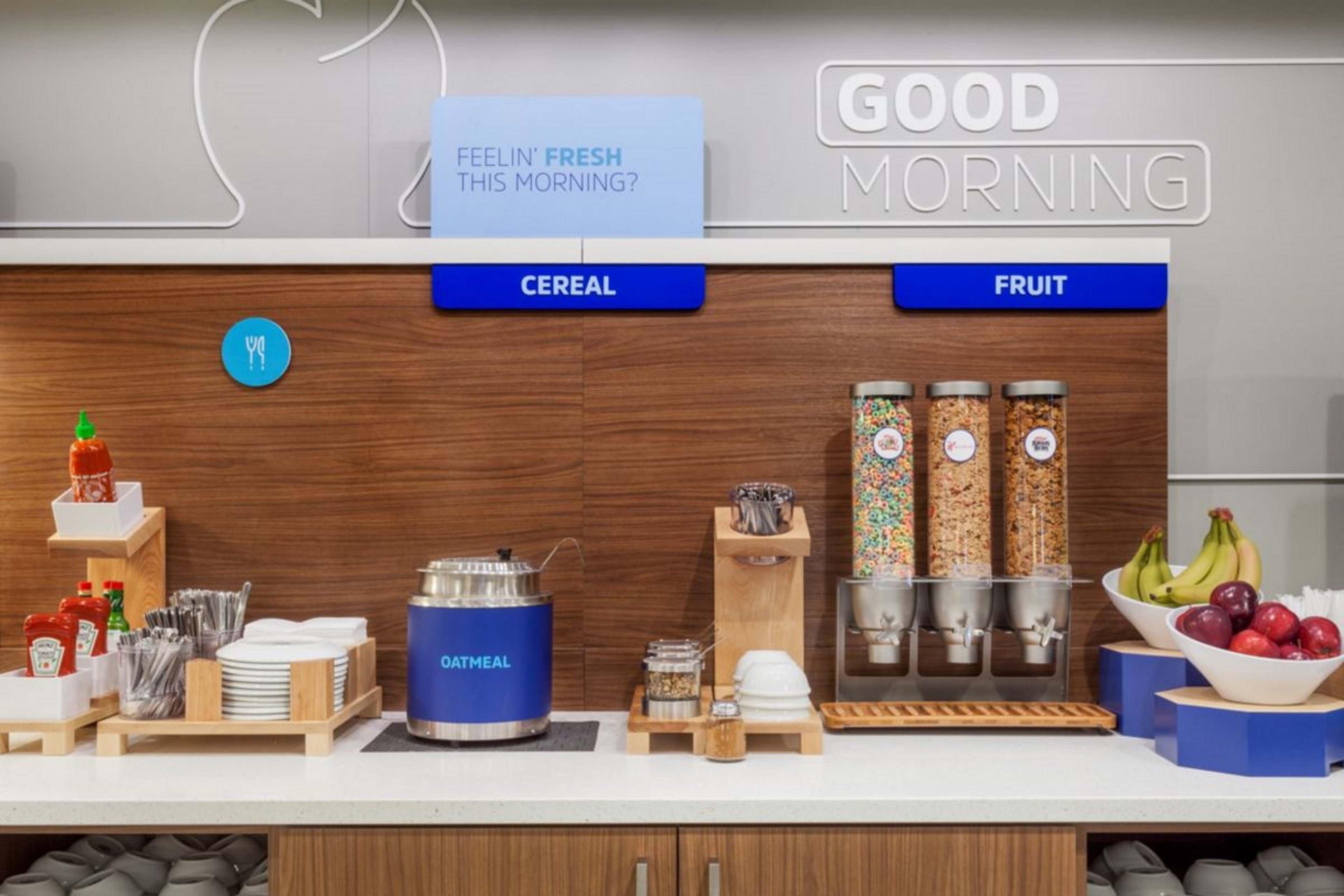 Holiday Inn Express And Suites Detroit North-Troy By Ihg Экстерьер фото