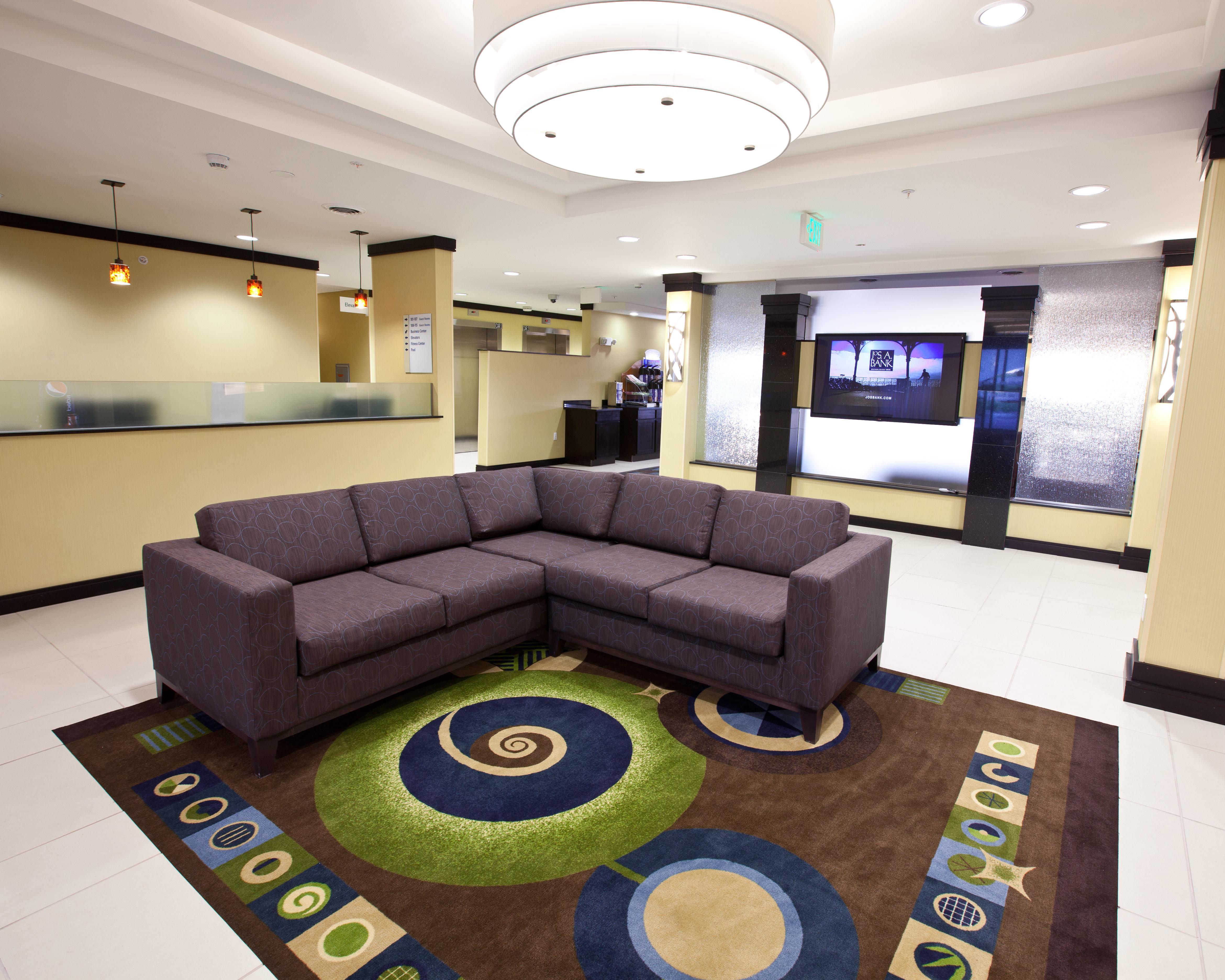 Holiday Inn Express And Suites Detroit North-Troy By Ihg Экстерьер фото