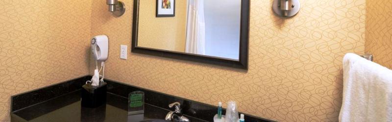 Holiday Inn Express And Suites Detroit North-Troy By Ihg Экстерьер фото